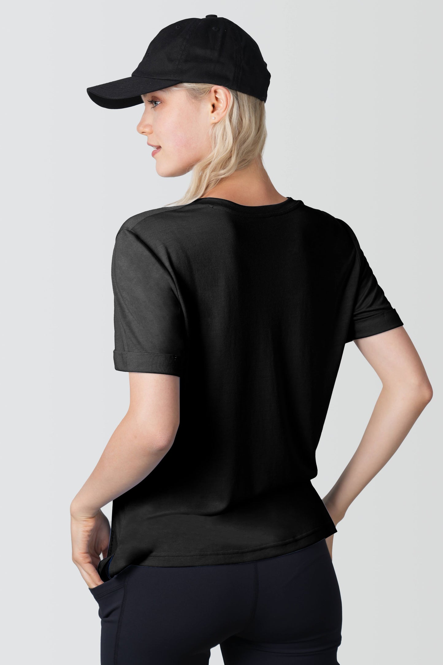 365 Short Sleeve V-neck T-shirt