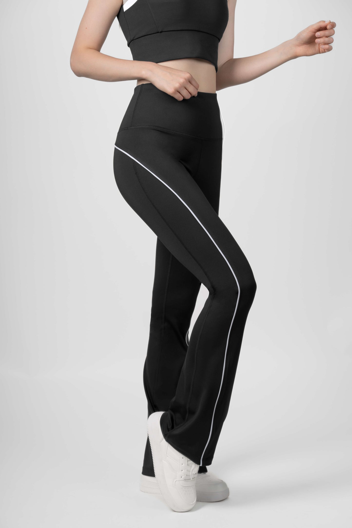 Tennis Capsule Flare Pants
