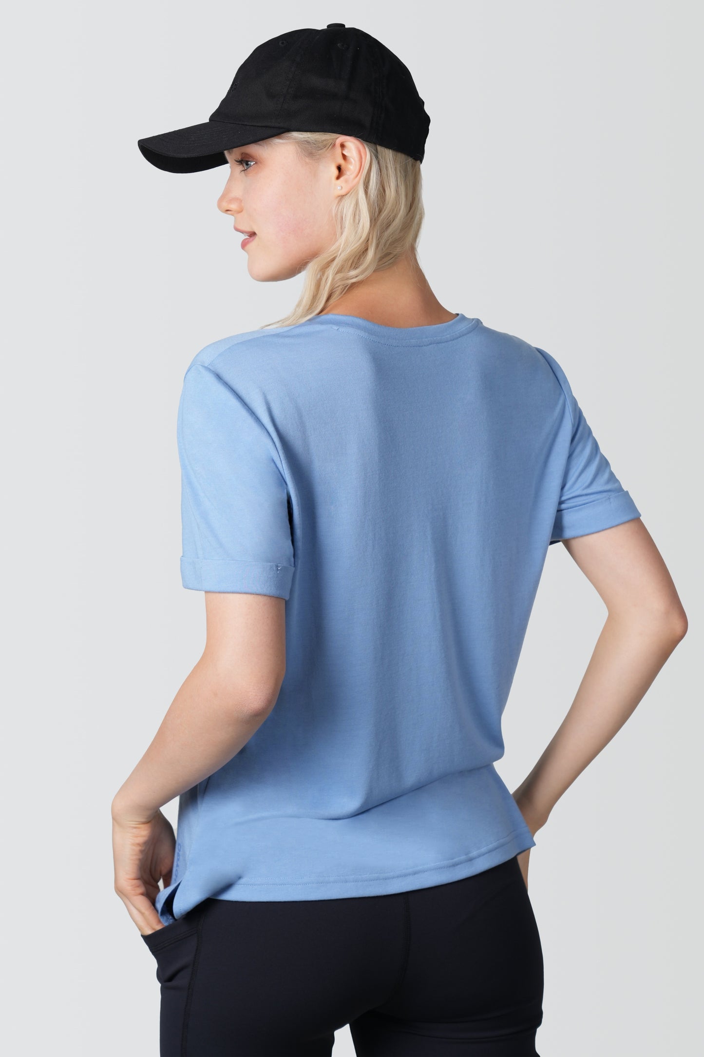 365 V-neck Tee with Turnback Cuff