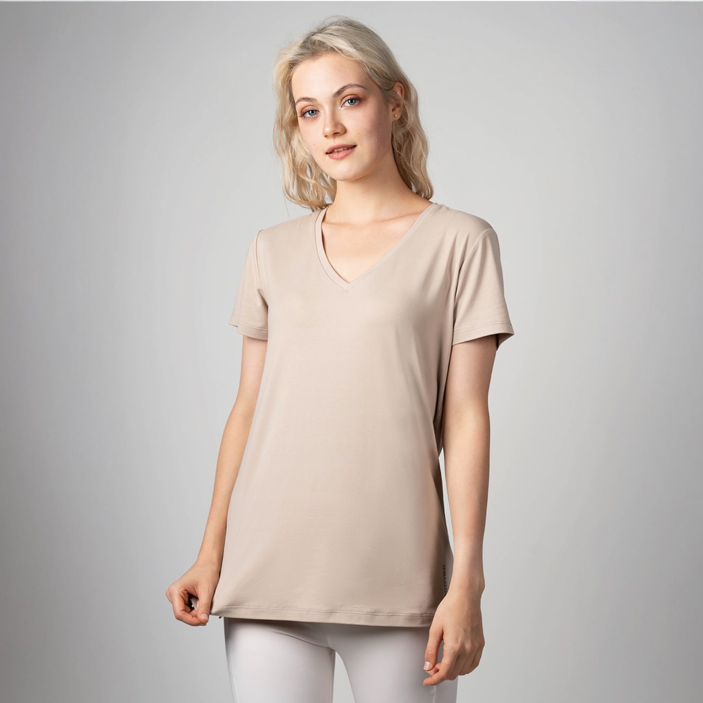 V-neck Comfort Tee