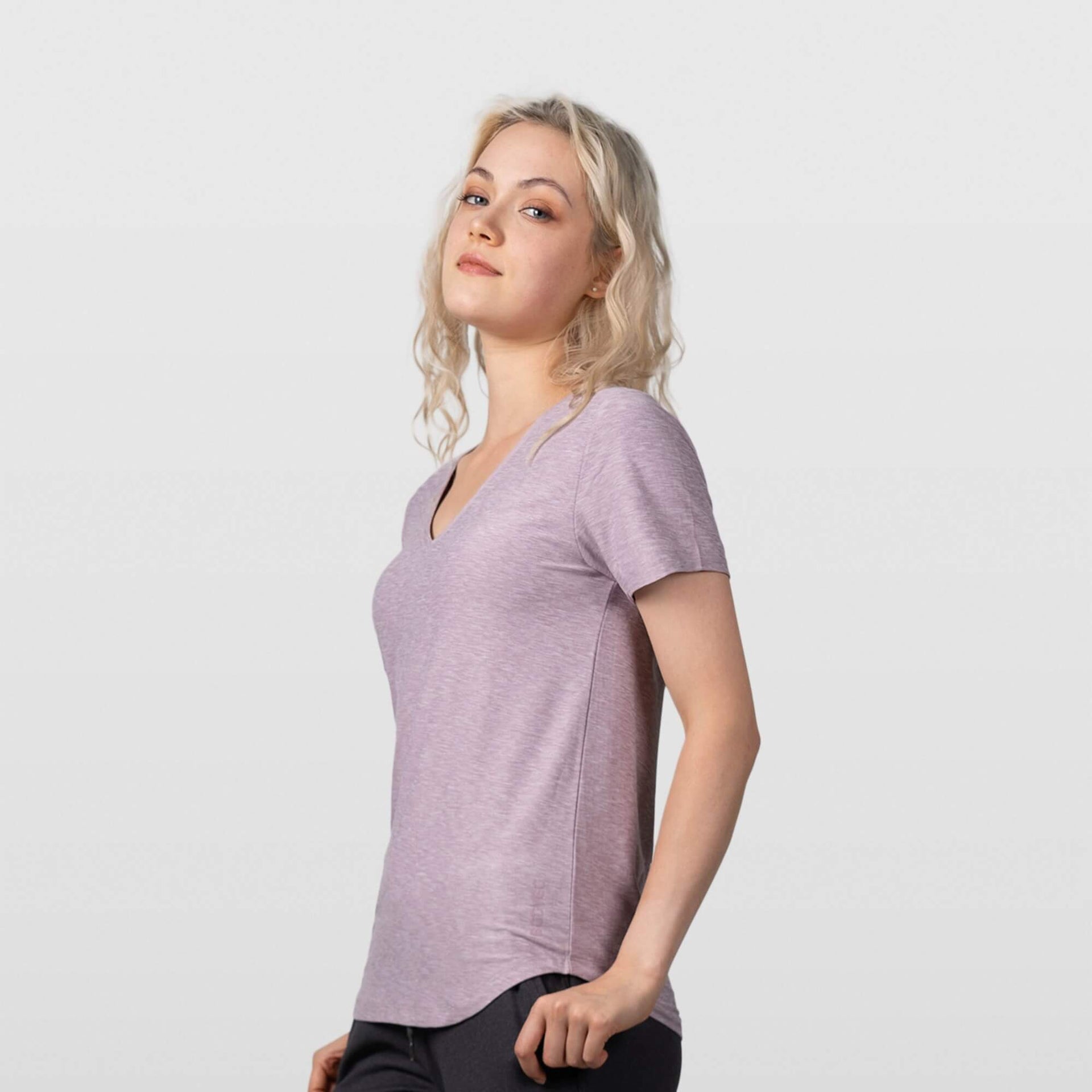 Amoretu Women's V-Neck Short Sleeve T-Shirt - Basic Summer Top In Mauve, Size XL